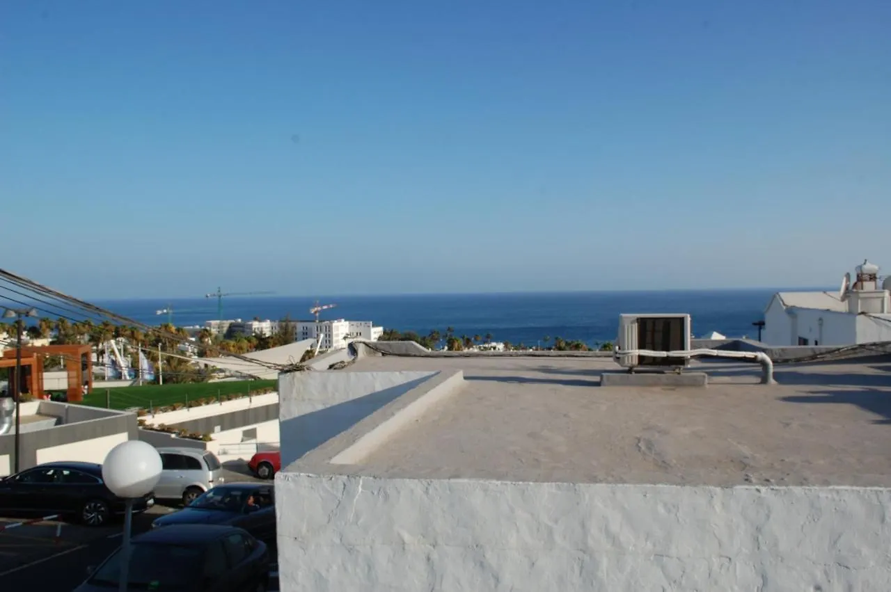 Casa Arrigo - Splendido Bungalow Centrale Con Grande Terrazza E Vista Mare Puerto del Carmen  Spain